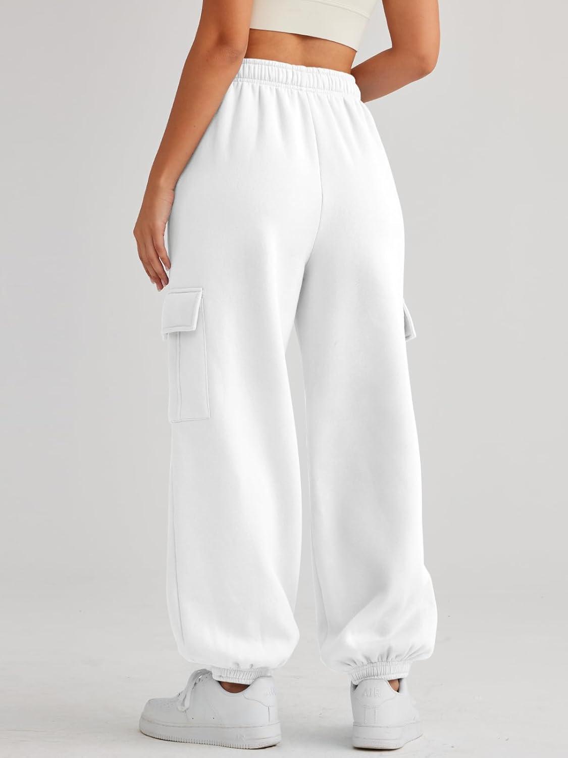 imageAUTOMET Womens Cargo Sweatpants Oversized Fleece Joggers Fall Fashion Outfits Y2k Clothes 2025 with PocketsWhite