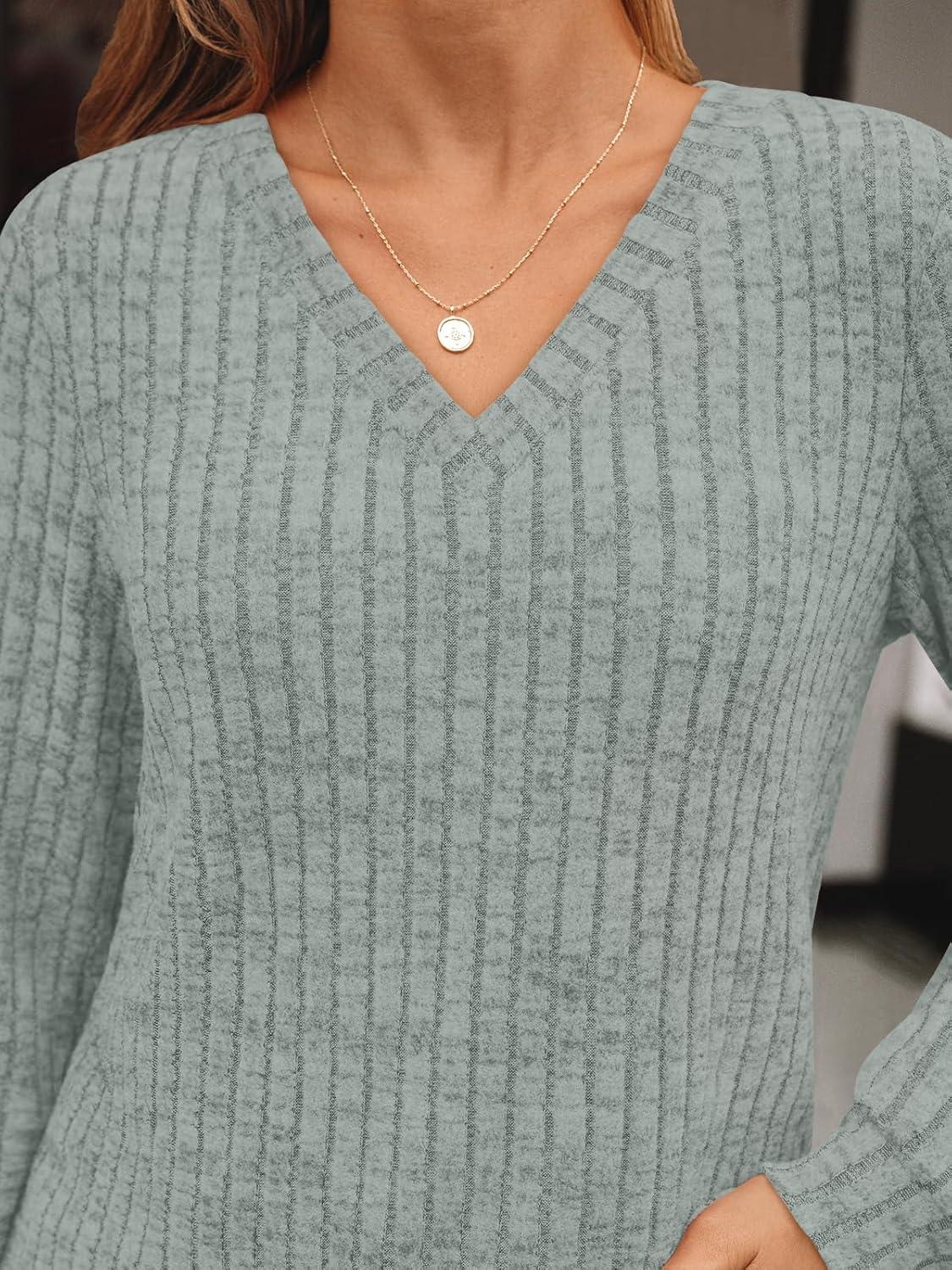 imageAUTOMET Womens V Neck Long Sleeve Shirt Fall Fashion Tops Tunic Dressy Casual Sweater Clothes Cute Trendy Work Outfits 2025Greenmint